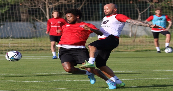 Antalyaspor, Kayserispor maçının hazırlıklarına devam etti