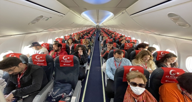 Corendon Airlines'ten uçak yolculuğu yapmayan çocuklara anlamlı 