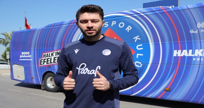 Halkbank, yarı final serisini Ankara'ya taşımayı hedefliyor