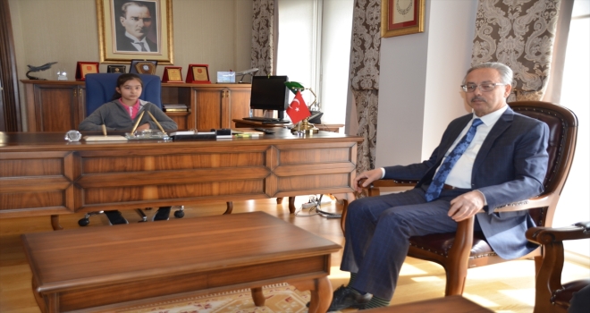 İlkokul öğrencisi Buğlem Erdoğan, temsili kaymakam oldu