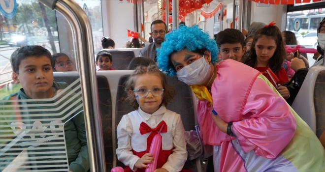 Kayseri'de 23 Nisan Ulusal Egemenlik ve Çocuk Bayramı çeşitli etkinliklerle kutlandı