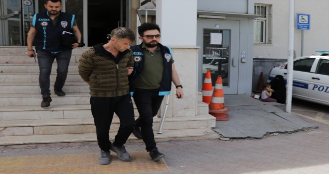 Kayseri'de boks makinelerinden 16 bin lira çalan şüpheli yakalandı