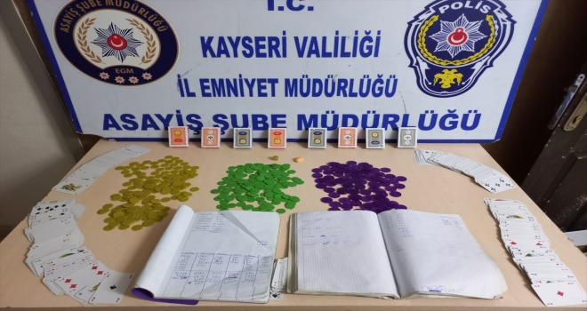 Kayseri'de kumar oynayan 16 kişiye 29 bin 104 lira ceza