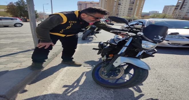 Kayseri'de oto hırsızlık polisleri araç denetimi yaptı