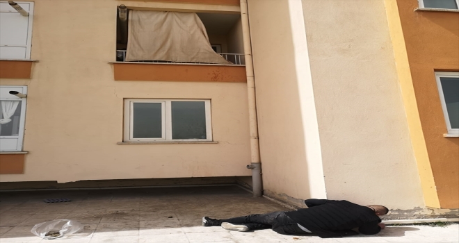 Kayseri'de polisten kaçarken birinci kattan atlayarak yaralanan hükümlü yakalandı