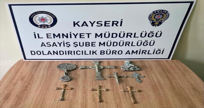 Kayseri'de tarihi olduğu değerlendirilen 8 eser ele geçirildi