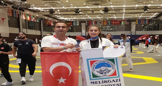 Kayserili sporcu tekvandoda Liseler Arası Olimpiyatları'na katılmaya hak kazandı