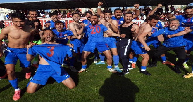 Kepez Belediyespor’da 3. lige çıkmanın coşkusu yaşanıyor
