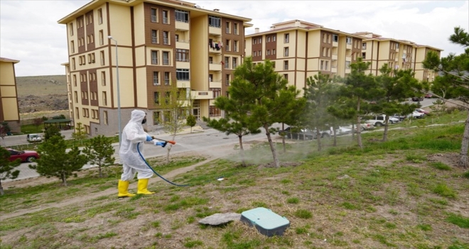 Melikgazi Belediyesi ilaçlama çalışmalarını sürdürüyor