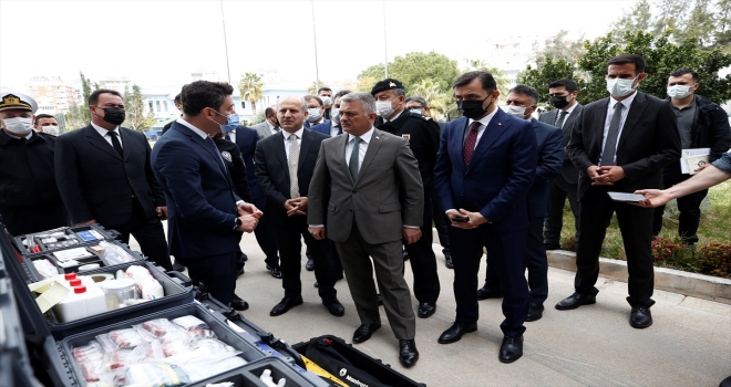 Mobil kriminal polis laboratuvarı 