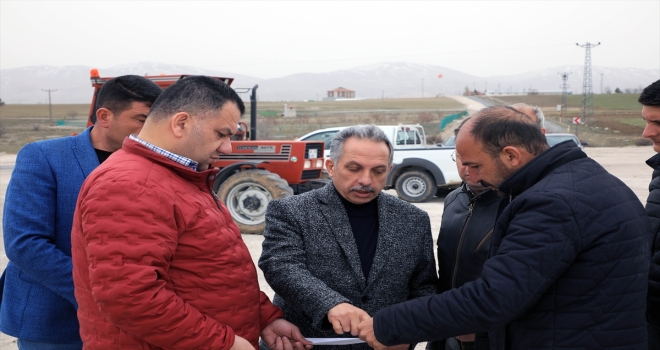 Talas Belediye Başkanı Yalçın, yapımı devam eden projeleri inceledi