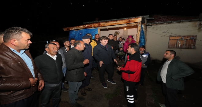 Aksaray’da sağanak, su baskınlarına neden oldu