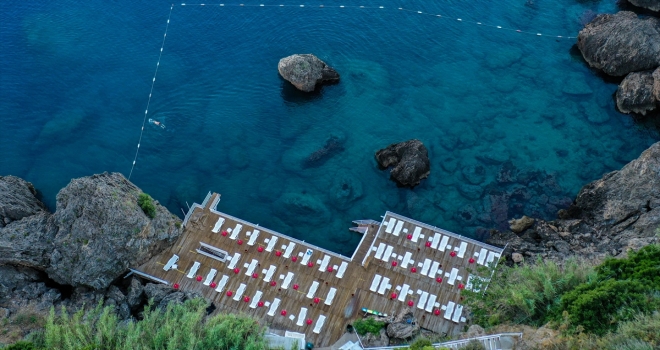 Antalya'nın 5 falez plajı Mavi Bayrak almaya hak kazandı