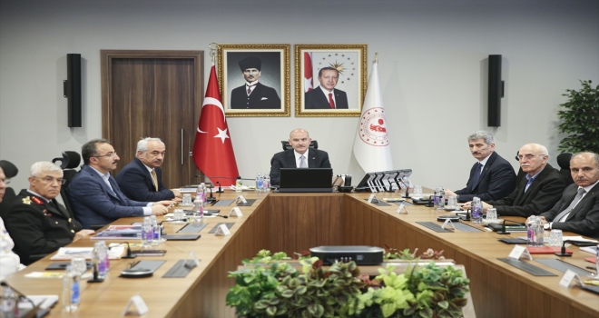 İçişleri Bakanı Soylu, valilerle 