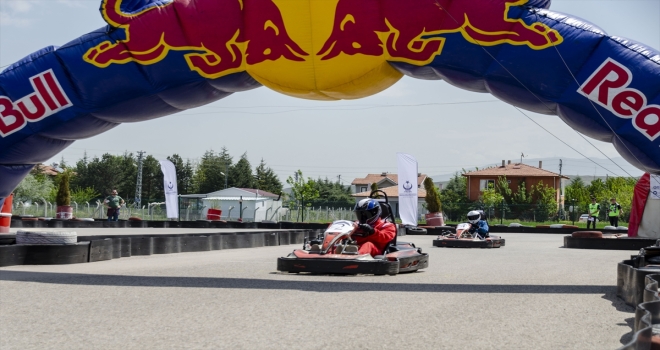 Kahramankazan'da üniversiteler arası karting turnuvası gerçekleştirildi