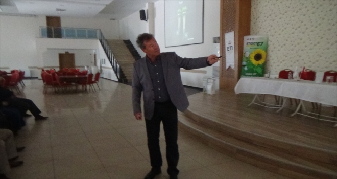 Karapınar'da tarımda bor kullanımı semineri düzenlendi