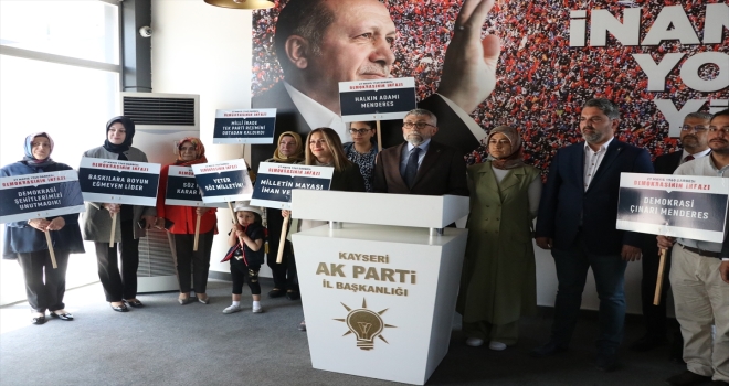 Kayseri'de AK Partililerden 1960 darbesine ilişkin açıklama