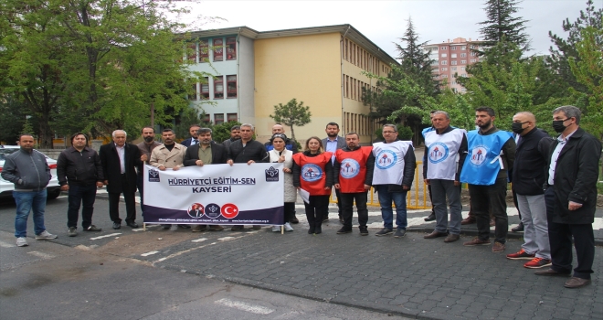 Kayseri'de bir öğretmenin, öğrencisinin ağabeyi tarafından darbedilmesi kınandı
