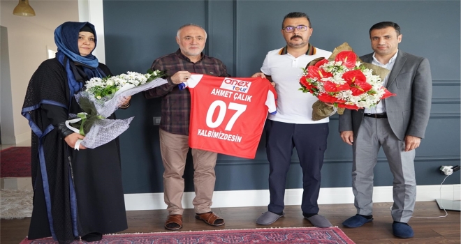 Kulüp başkanlarından Ahmet Çalık'ın annesine 
