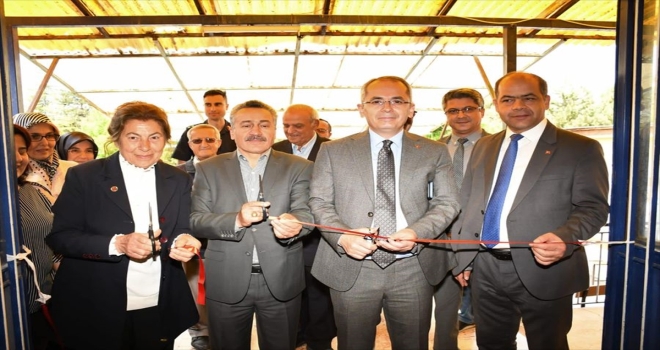 Seydişehir'de ev tekstil ürünleri ve el sanatları sergisi açıldı