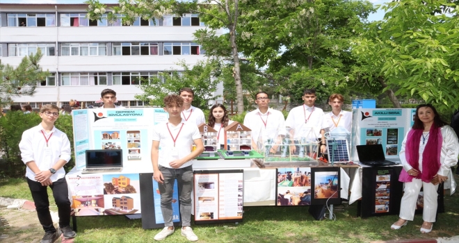 TÜBİTAK bilim fuarı ve resim sergisi açıldı