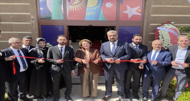 Türk Dünyası Parlamenterler Vakfı'nın yeni hizmet binası açıldı