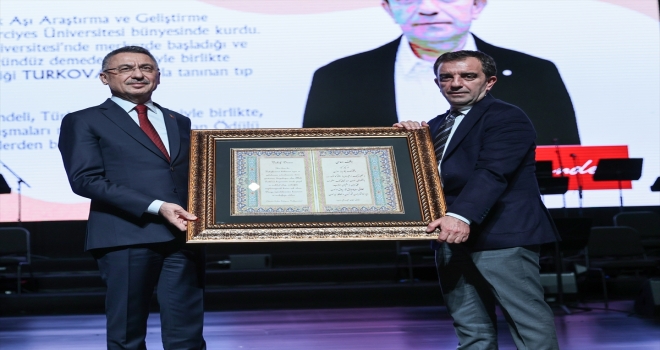 TURKOVAC'ı geliştiren Prof. Dr. Özdarendeli'ye 