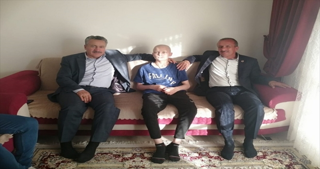 Yalıhüyük'te hasta ziyareti ve market denetimi