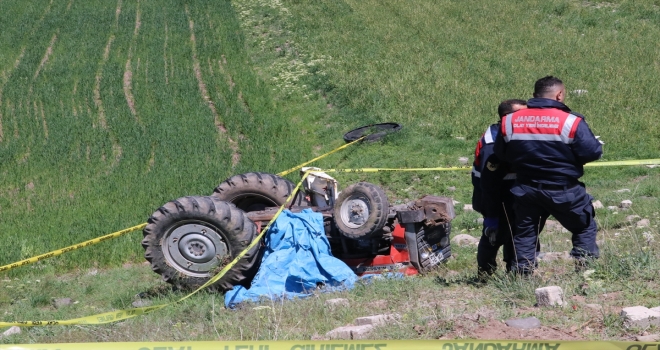 Yozgat'ta devrilen traktörün sürücüsü hayatını kaybetti