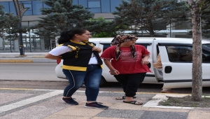 Aksaray'da eski eşini bıçaklayan kadın tutuklandı 