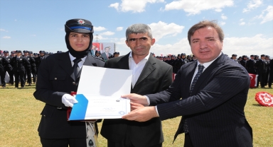 Aksaray'da polis adayları mezuniyet sevinci yaşadı