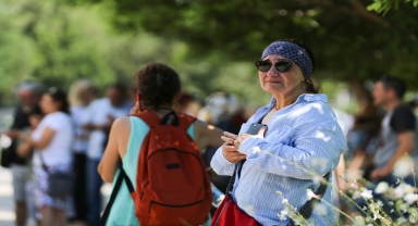 Antalya'da YKS'ye girecek bazı adaylar okullarını karıştırınca zor anlar yaşadı