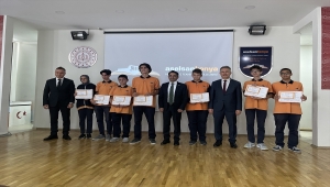 ASELSAN Konya Mesleki ve Teknik Anadolu Lisesi öğrencilerinin karne heyecanı