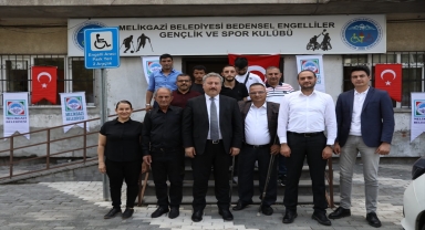 Başkan Palancıoğlu'ndan Melikgazi Belediyesi Bedensel Engelliler Spor Kulübü'ne ziyaret