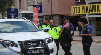 Karaman'daki trafik kazasında 2 kişi yaralandı