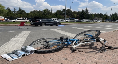 Kayseri'de otomobilin çarptığı bisikletli öldü 