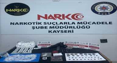 Kayseri'de uyuşturucu operasyonunda polisten kaçan zanlı kovalamaca sonucu yakalandı