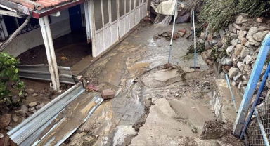 Kırıkkale'de sağanak, su baskınlarına neden oldu