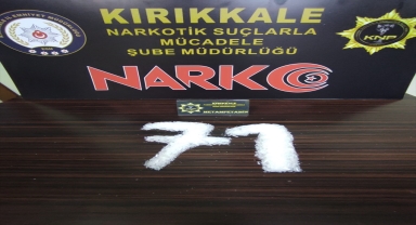 Kırıkkale'de yol kontrolünde uyuşturucuyla yakalanan şüpheli tutuklandı