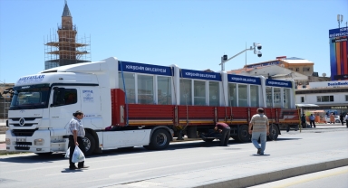 Kırşehir Belediyesinden yeni kapalı otobüs durakları