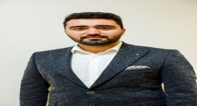 Komşusunun asansörden çıkmasını engellediği öne sürülen sanığa 5 yıl hapis istemi