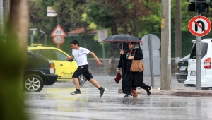 Konya'da sağanak etkili oluyor