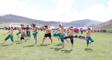 Niğde'de 1700 yetim piknikte buluştu