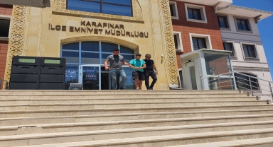 Polisin dikkati aranan 2 kişiyi yakalattı