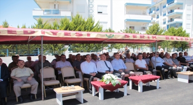 Serik'te yaptırılan Şehitler Cami ibadete açıldı