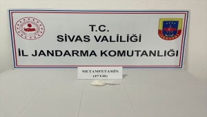 Sivas'ta uyuşturucu operasyonunda 2 zanlı gözaltına alındı