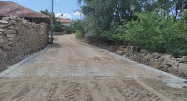 Sorgun'da 25 köyde kilit parke çalışması sürüyor