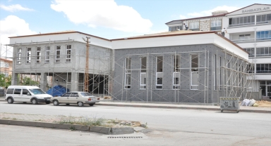 Sorgun Halk Kütüphanesi inşaatı tamamlanıyor