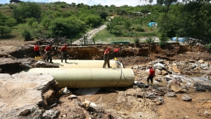 Tatlar Deresi'nde sele kapılan kişiyi arama çalışmaları devam ediyor