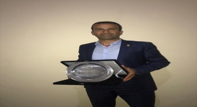 TOBB'dan Kırşehir Ticaret Borsası Genel Sekreteri Çelik'e ödül